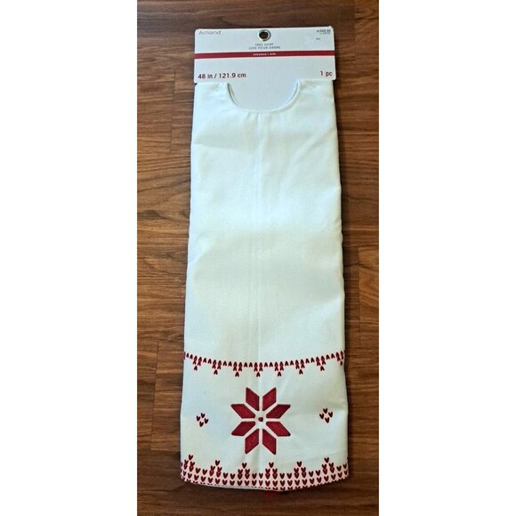 NEW Ashland Christmas Tree Skirt Fair Isle Nordic Red Floral Pom Poms NWT 48